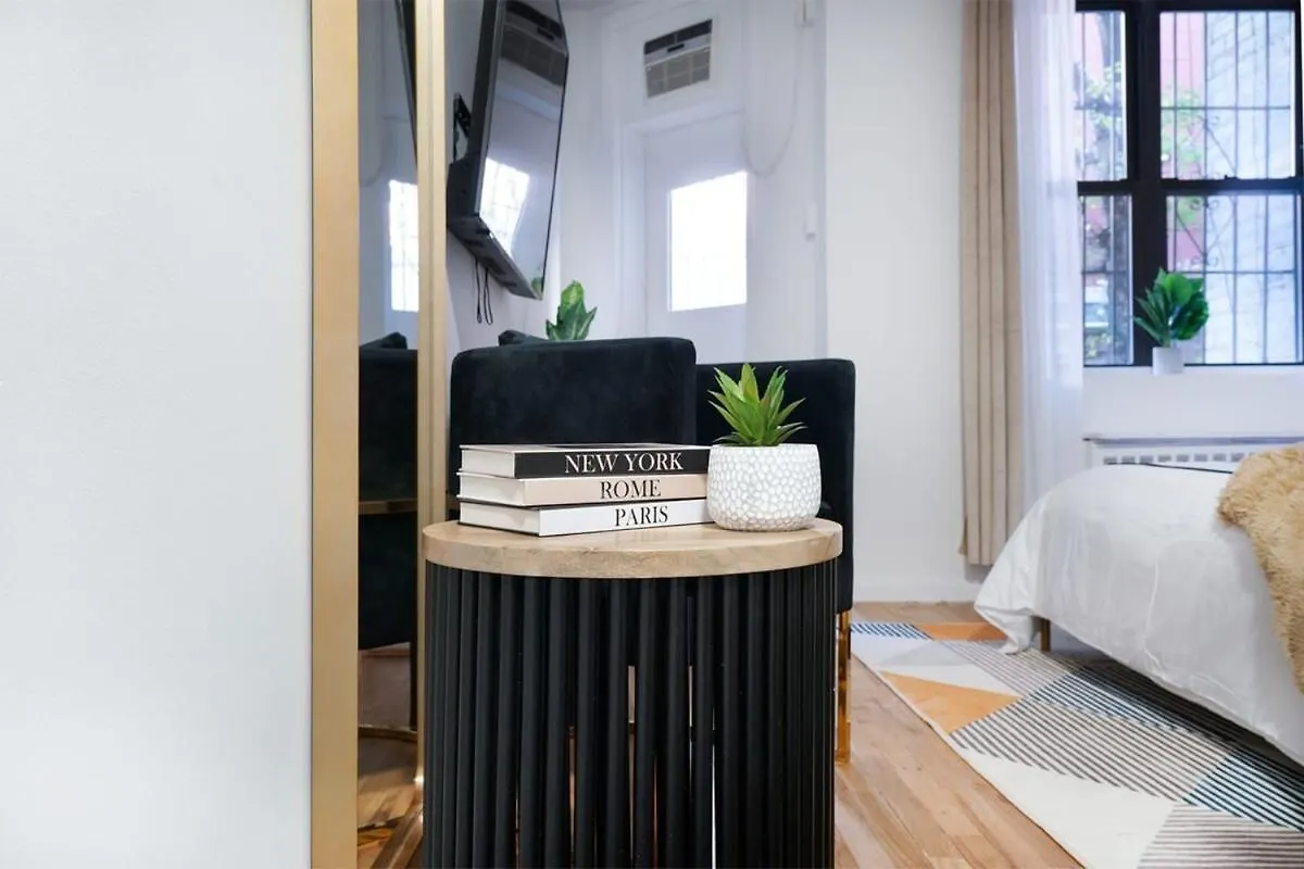 Apartmán 74-1C New Studio With Private Outdoors - Gym New York