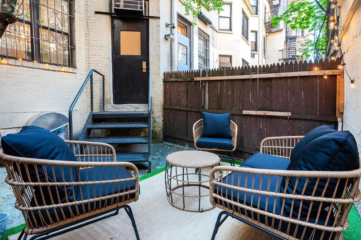 74-1C New Studio With Private Outdoors - Gym New York