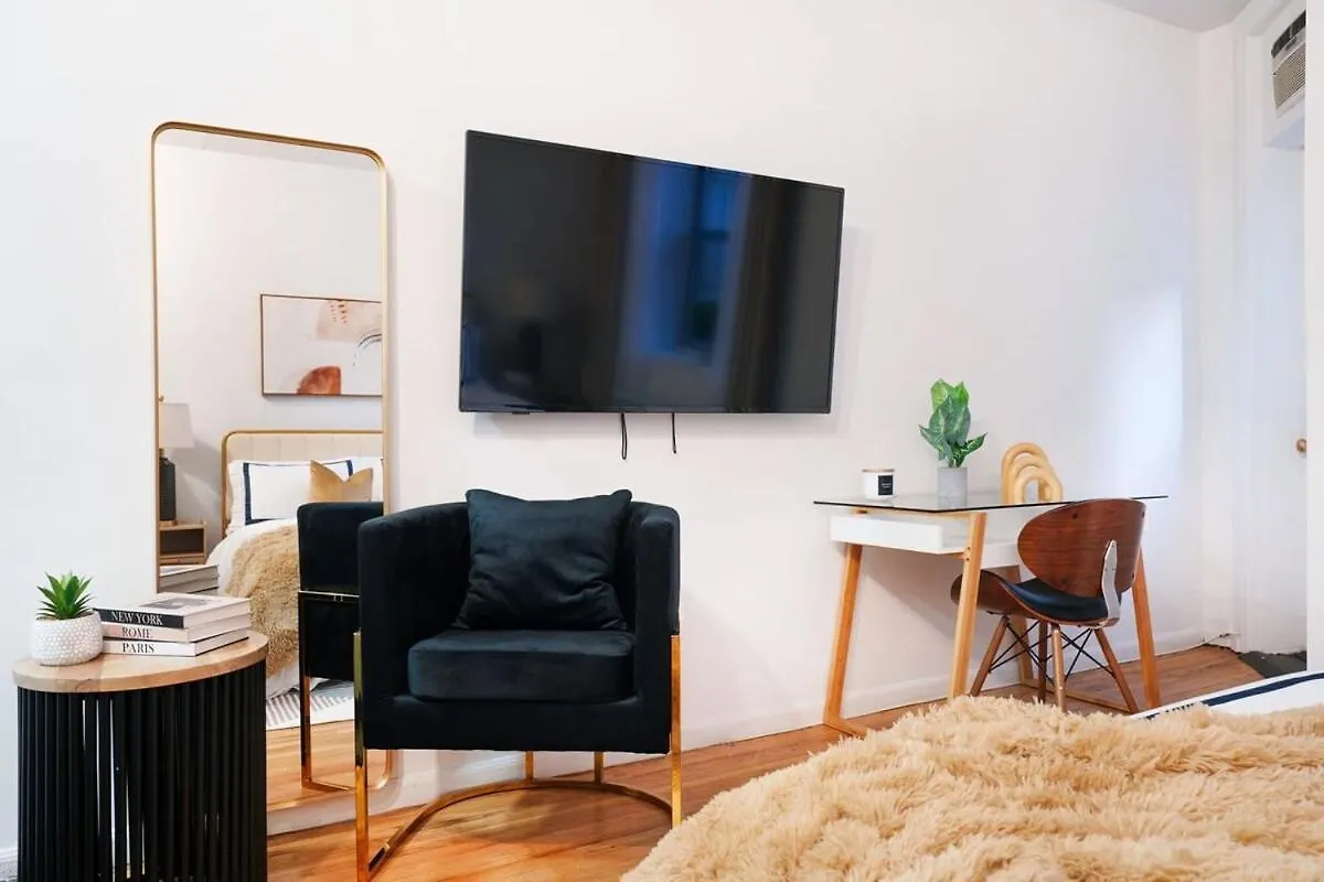 Apartmán 74-1C New Studio With Private Outdoors - Gym New York